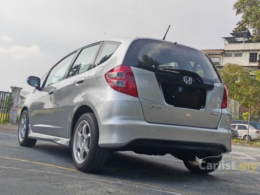 2009 Honda Jazz V Hatchback