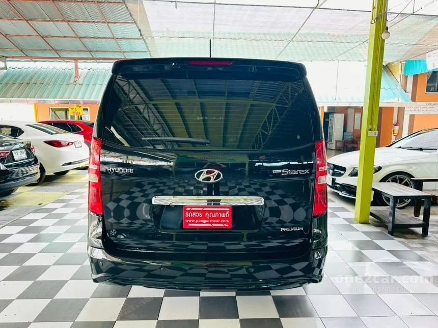 2017 Hyundai GRAND STAREX Premium Wagon