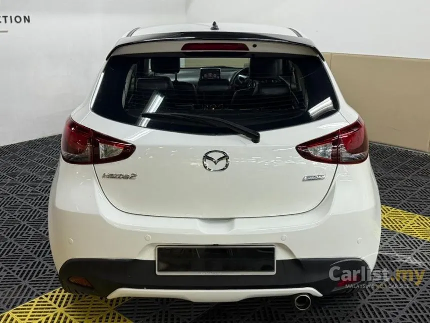 2015 Mazda 2 SKYACTIV-G Hatchback