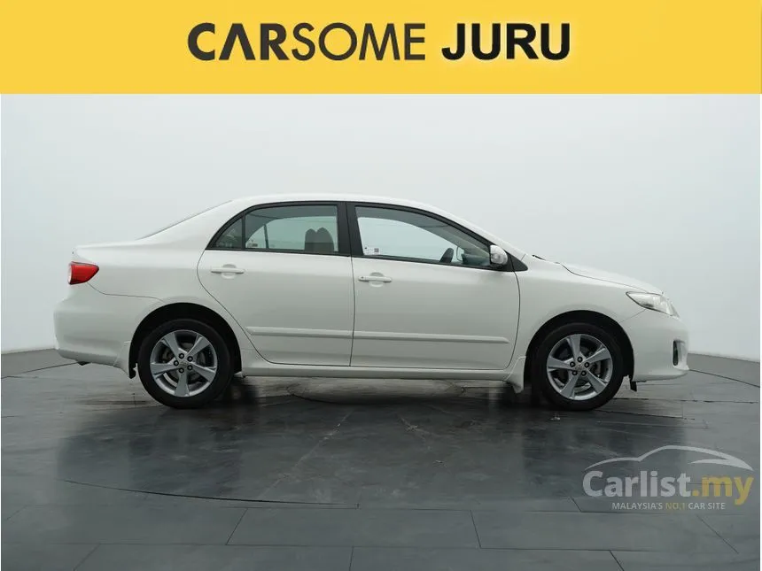 2011 Toyota Corolla Altis E Sedan