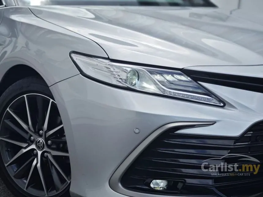 2023 Toyota Camry V Sedan