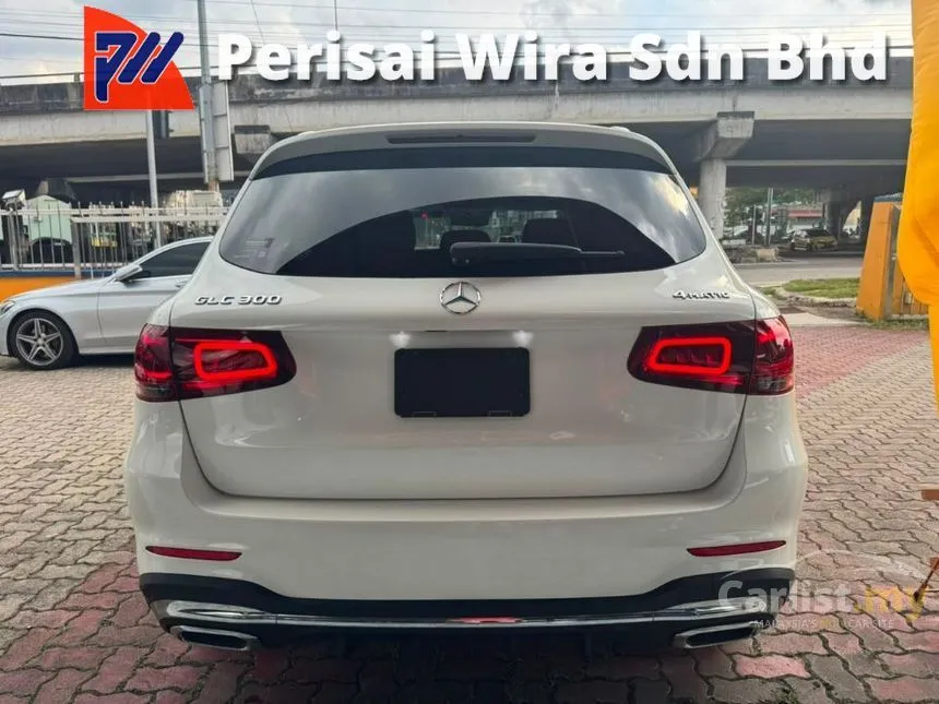 2021 Mercedes-Benz GLC300 4MATIC AMG Line SUV