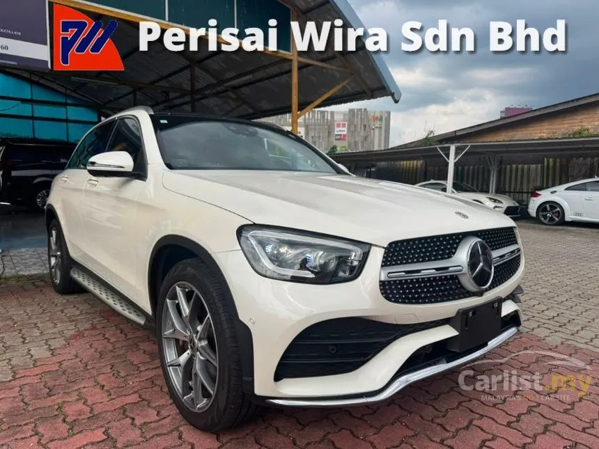 2021 Mercedes-Benz GLC300 4MATIC AMG Line SUV