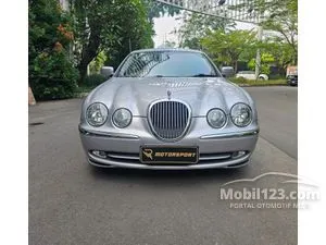 2001 Jaguar S-Type 3.0 V6 Special Equipment Sedan
