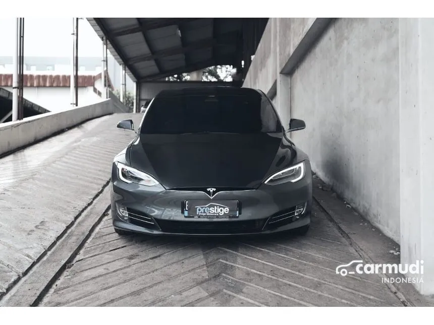 2020 Tesla Model S 100D Sedan