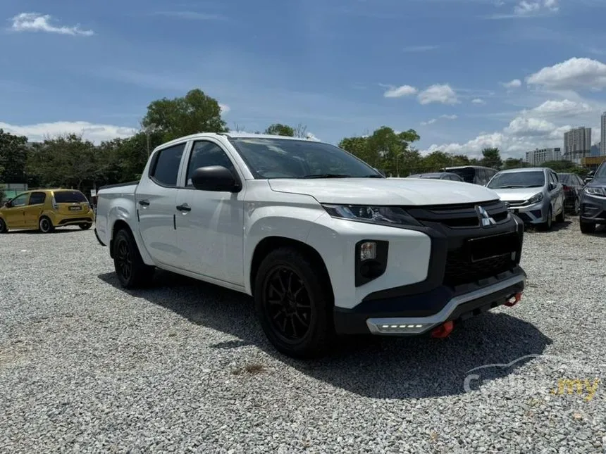 2023 Mitsubishi Triton Quest Dual Cab 4X2 Pickup