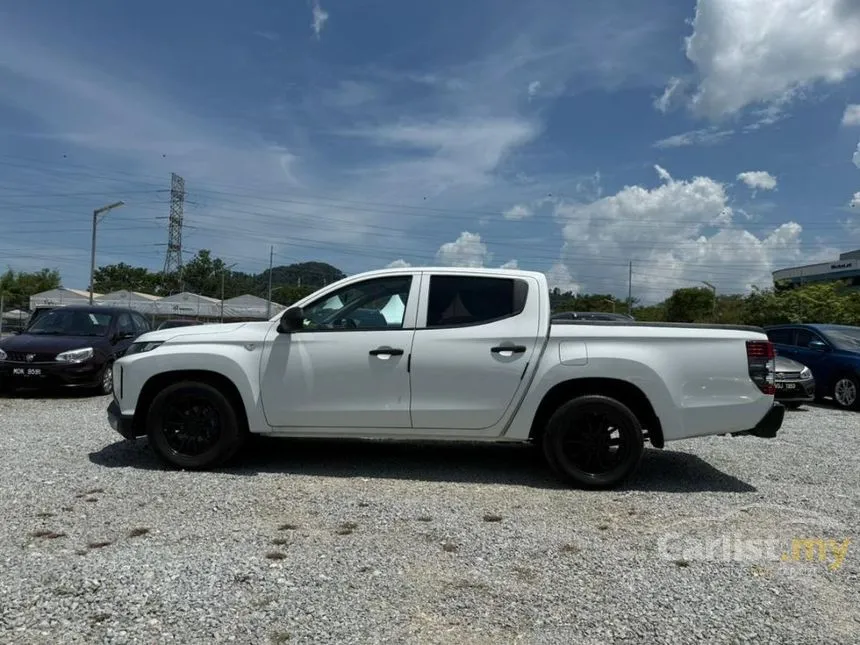 2023 Mitsubishi Triton Quest Dual Cab 4X2 Pickup