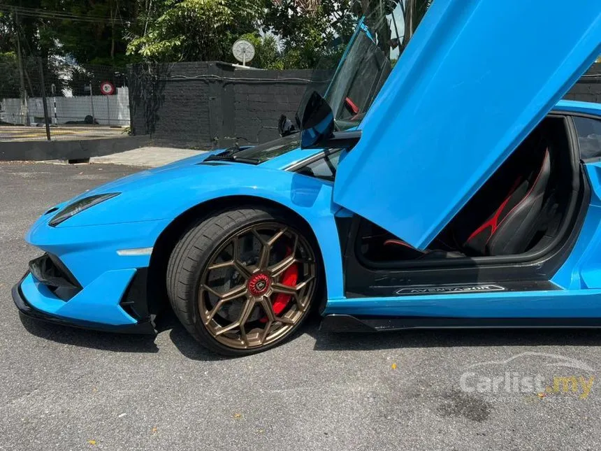 2019 Lamborghini Aventador SVJ Coupe