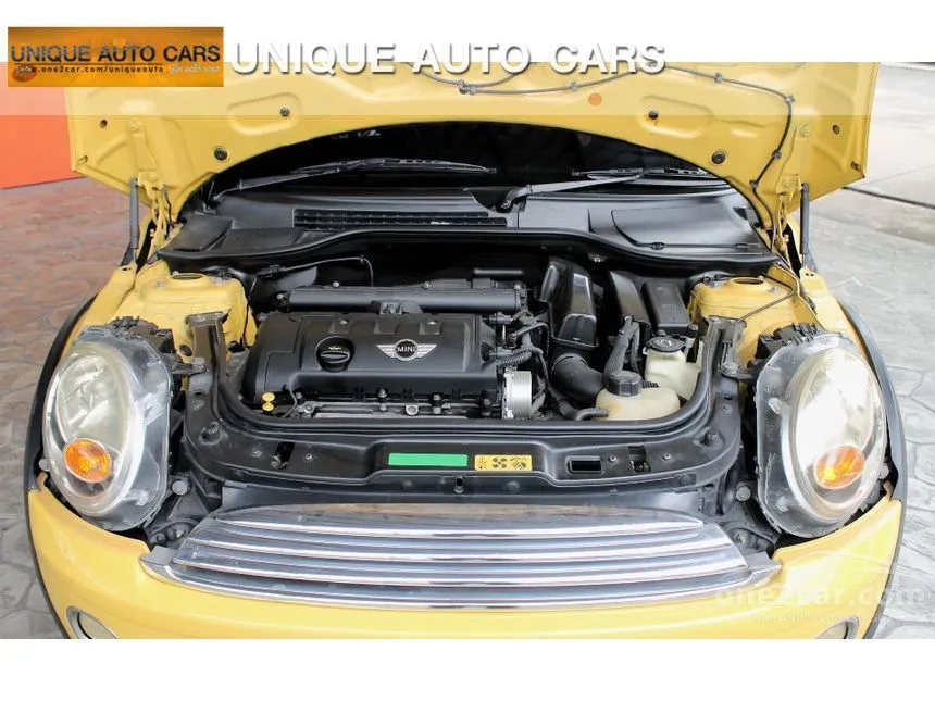 2006 Mini COOPER 3-Door Hatchback