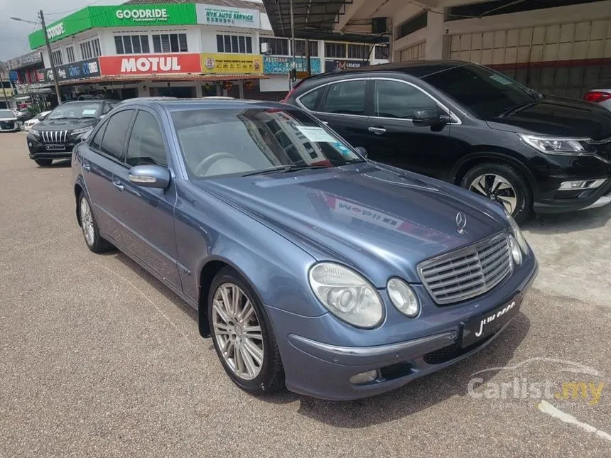 2004 Mercedes-Benz E200K Sedan
