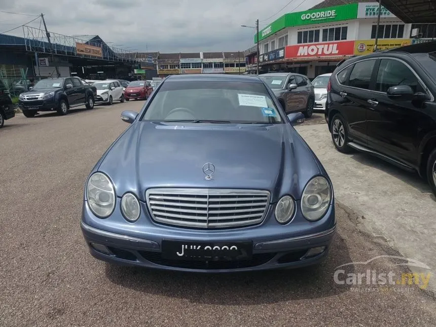 2004 Mercedes-Benz E200K Sedan