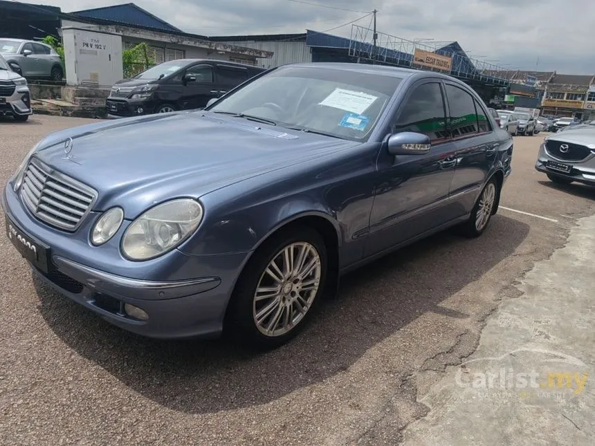 2004 Mercedes-Benz E200K Sedan