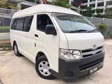 2013 Toyota Hiace 2.7 Window Van LOW MILEAGE