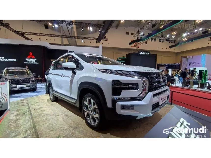 Jual Mobil Mitsubishi Xpander 2024 CROSS 1.5 di DKI Jakarta Automatic Wagon Silver Rp 330.000.000