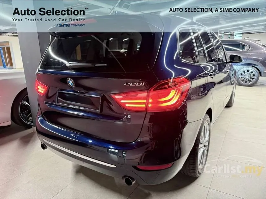 2015 BMW 220i Gran Tourer MPV