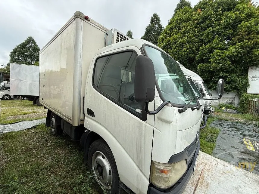 2013 Hino 300 Series WU600 ECO - WU600R-HKMLL3 Lorry