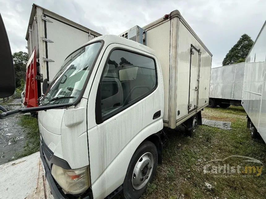 2013 Hino 300 Series WU600 ECO - WU600R-HKMLL3 Lorry