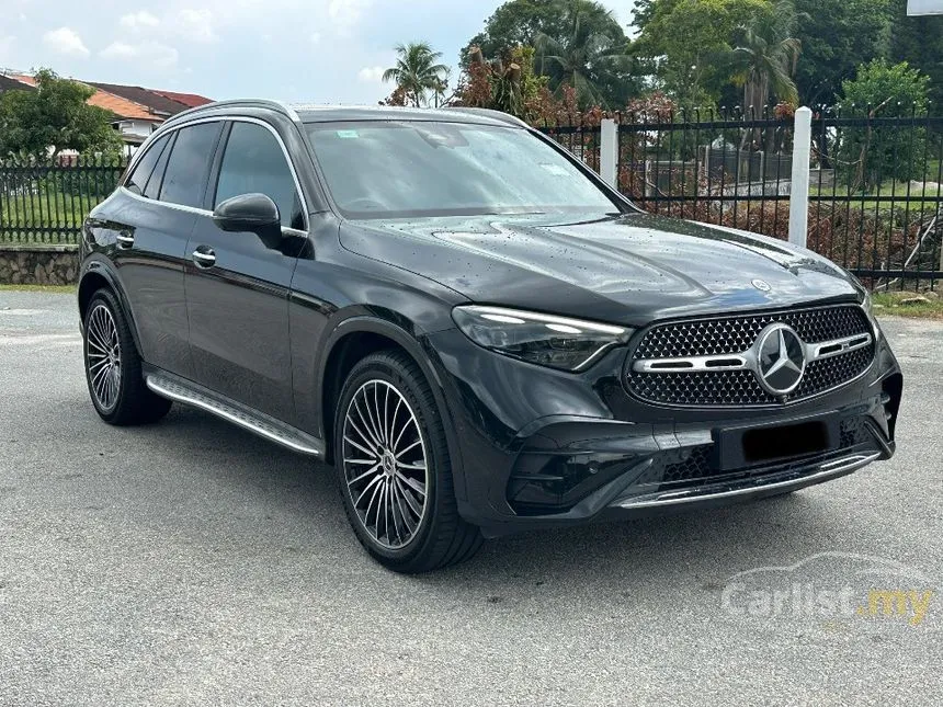 2023 Mercedes-Benz GLC300 4MATIC AMG Line SUV