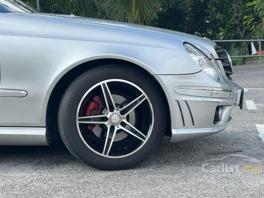 2004 Mercedes-Benz E240 Sedan