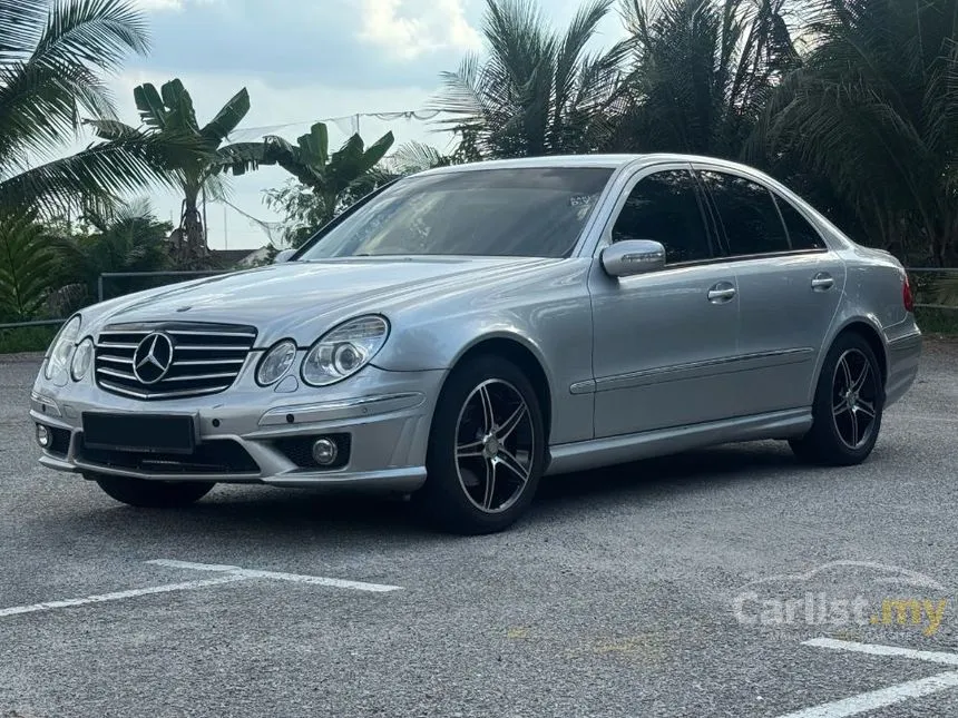 2004 Mercedes-Benz E240 Sedan