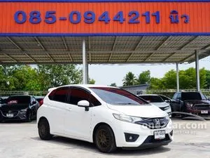 2015 Honda JAZZ 1.5 V Hatchback