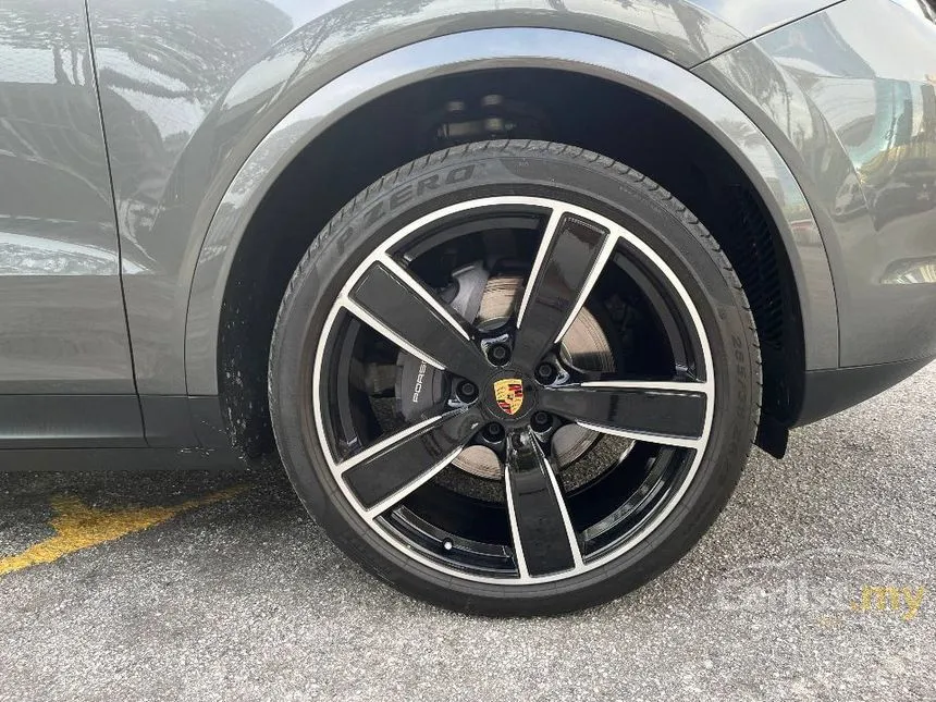 2021 Porsche Cayenne Coupe