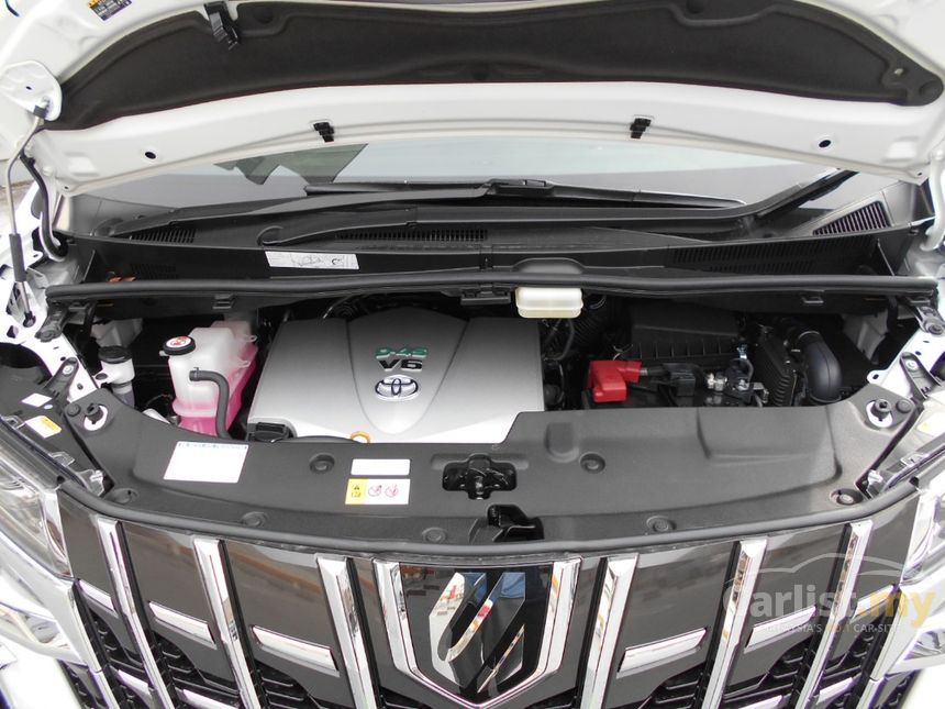 7  9 Seater Car Hire At Kuala Lumpur International