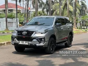 2019 Toyota Fortuner 2.7 SRZ TRD 4X2 SUV
