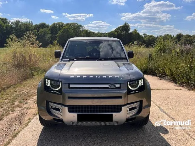 Land Rover Defender SUV Baru Harga Termurah, Kondisi Terbaik | Carmudi