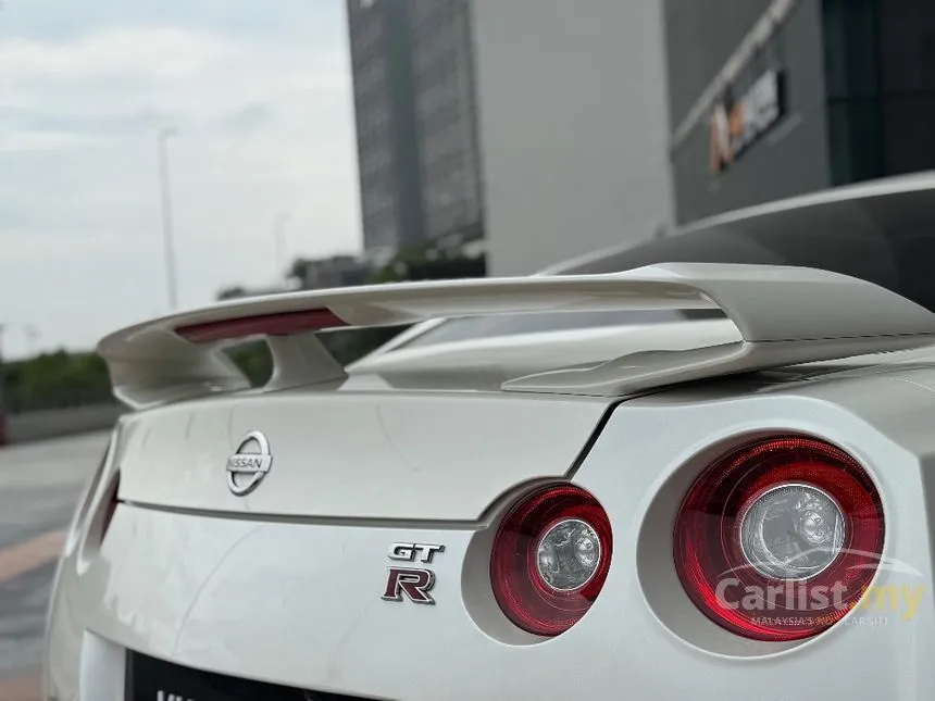 2018 Nissan GT-R Premium Edition Coupe