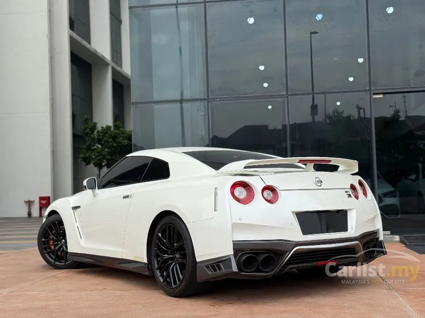2018 Nissan GT-R Premium Edition Coupe