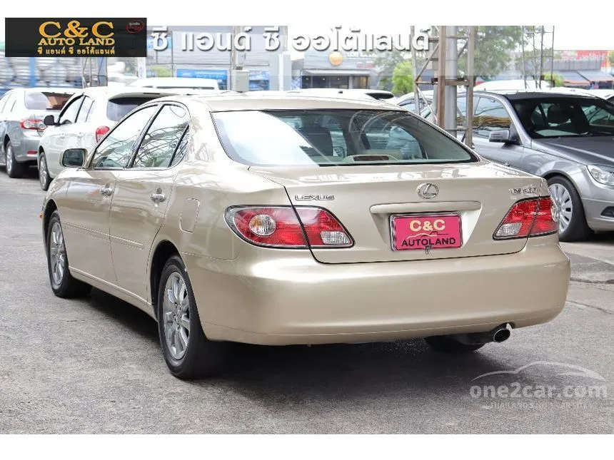 2004 Lexus ES300 Luxury Sedan