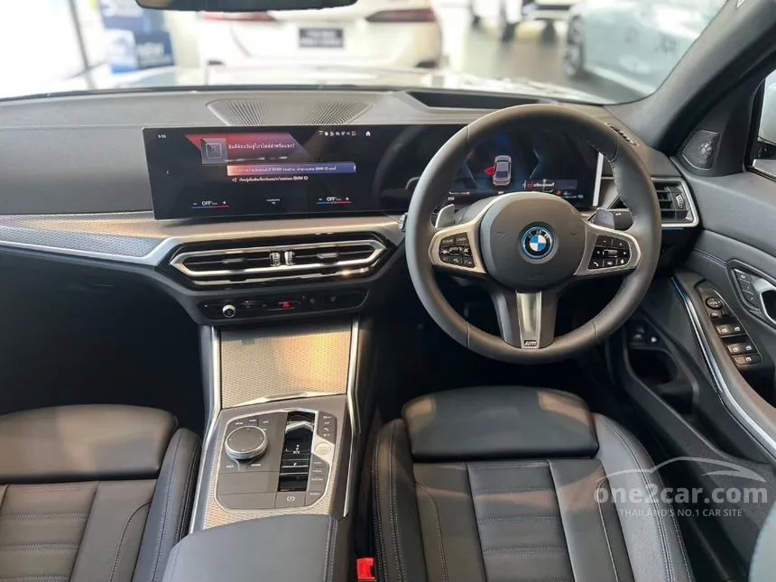 2024 BMW 330e M Sport Sedan