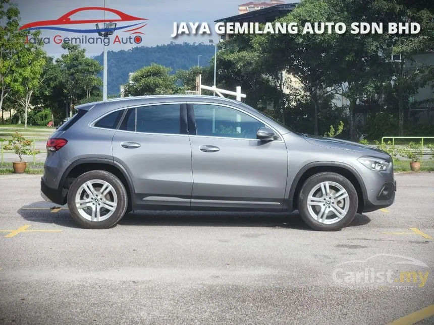2021 Mercedes-Benz GLA200 Progressive Line SUV