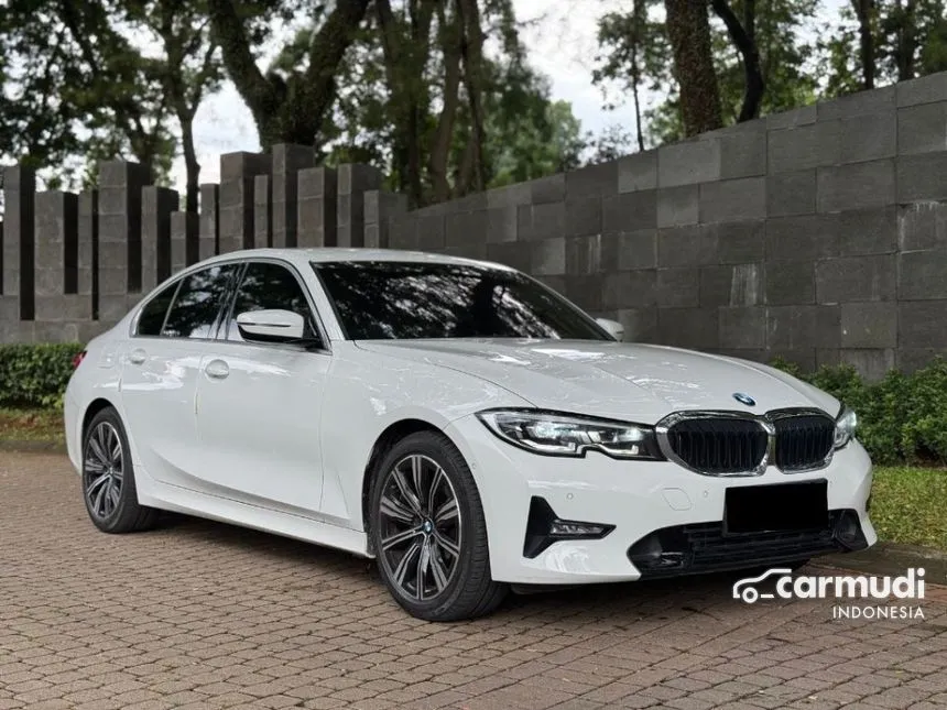 2022 BMW 320i Sport Sedan