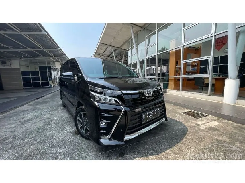 Jual Mobil Toyota Voxy 2019 2.0 di DKI Jakarta Automatic Wagon Hitam Rp 320.000.000