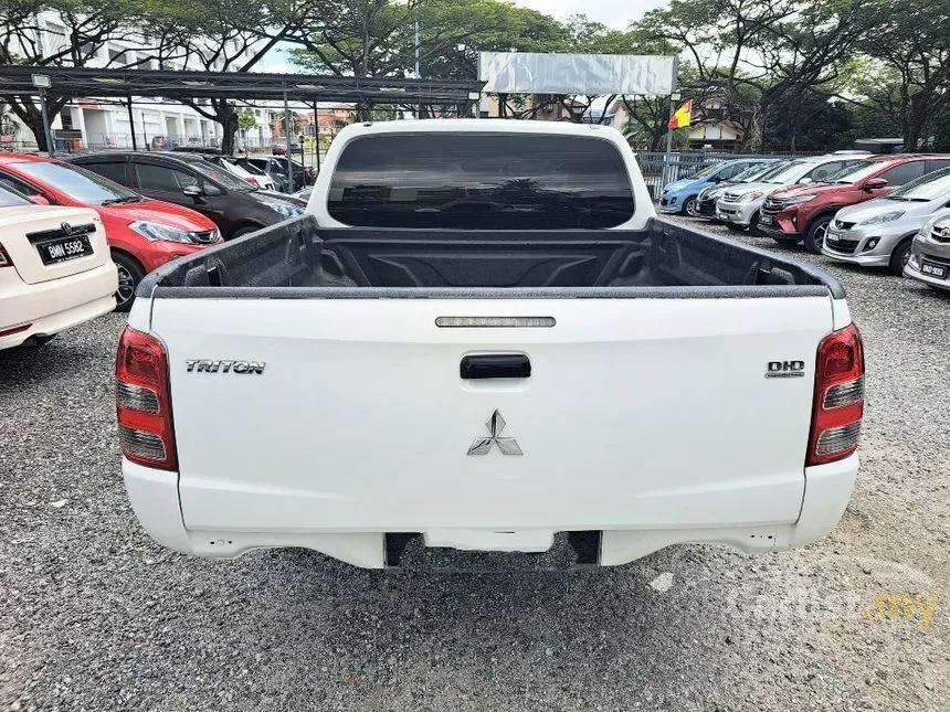 2017 Mitsubishi Triton Dual Cab 4X4 Pickup