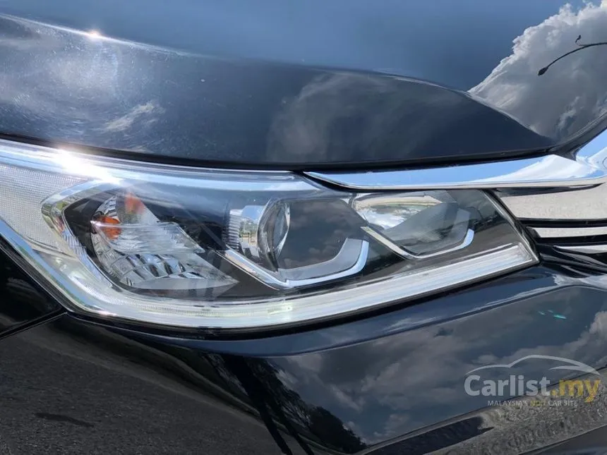 2019 Honda Accord VTi-L Sedan