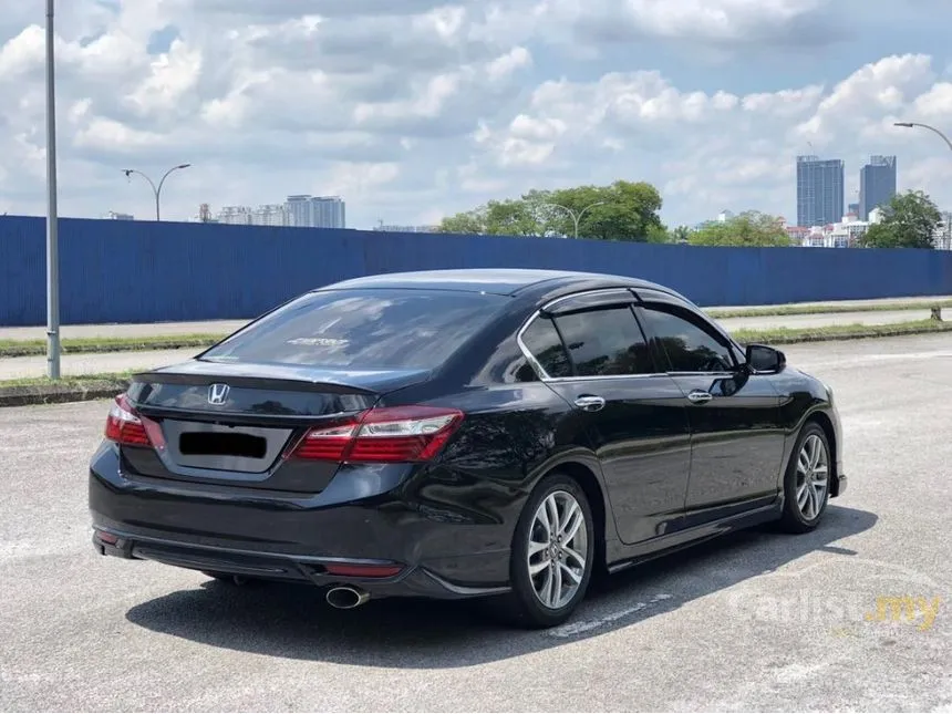2019 Honda Accord VTi-L Sedan