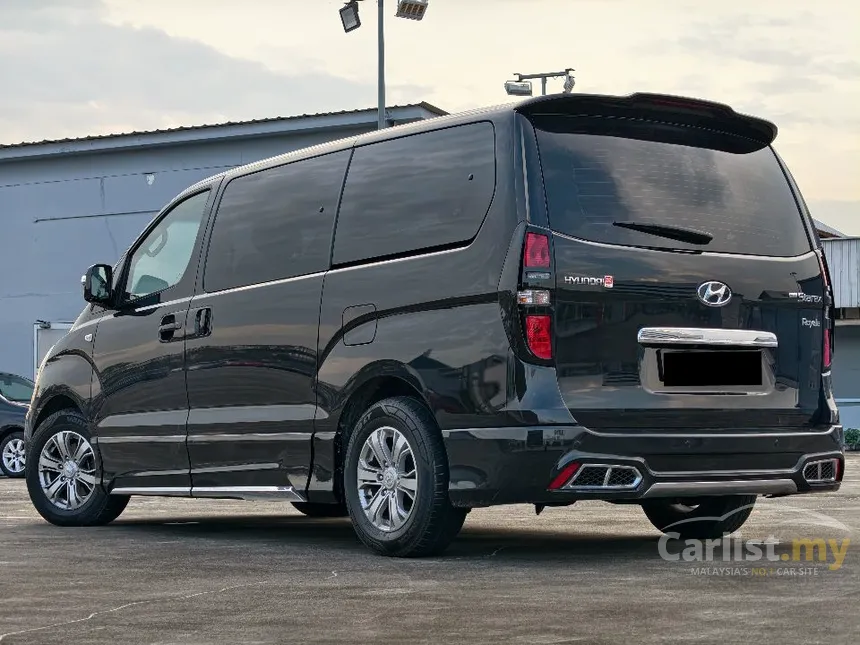 2018 Hyundai Grand Starex Royale MPV