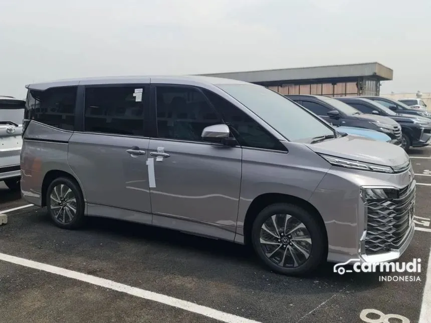 2024 Toyota Voxy Van Wagon