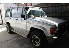 1990 Isuzu Trooper 2.6 SUV -- WELL MAINTAINED --
