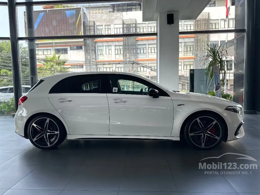 2025 Mercedes-Benz AMG A45 S 4MATIC+ Hatchback