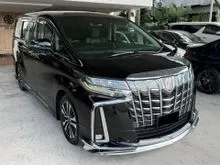 2020 Toyota Alphard SC 2.5 / Provide SCRUT Condition Report / No Hidden Charge / Free Warranty / Right Decision and Buy The Right Car - Just Call Me