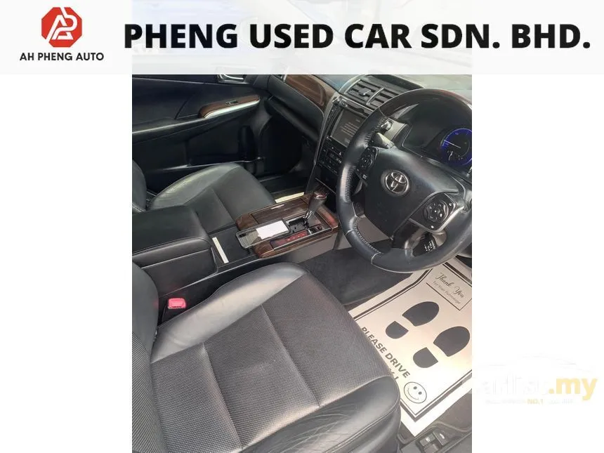2015 Toyota Camry Hybrid Sedan