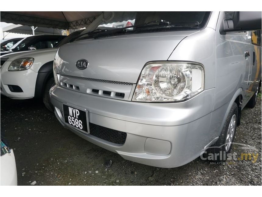 2013 kia van