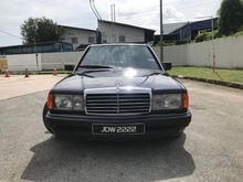 1991 Mercedes-Benz 190E 2.0 Sedan