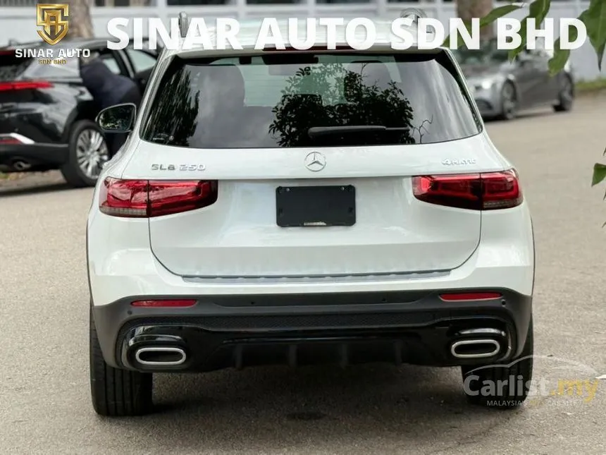 2020 Mercedes-Benz GLB250 4MATIC AMG Line SUV