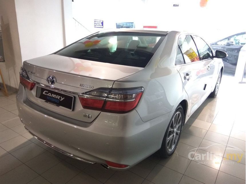 Toyota Camry 2017 Hybrid Luxury 2 5 In Kuala Lumpur Automatic Sedan 2017 Toyota Camry 2 5 Hybrid Luxury