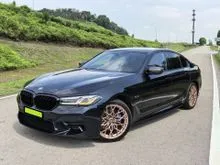 2022 BMW 530e 2.0 G30 M Sport LCi (A) Full Service Record 40k+KM, Carbon Fiber Spoiler & Diffuser, Nappa Leather Seat, Power Boot, WRTY 2030Year Sedan